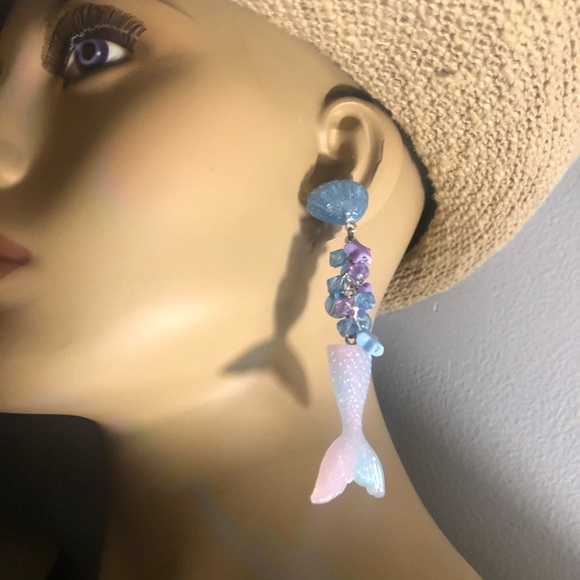 Mermaid tail ombre bubble bead earrings purple - Picture 3 of 4